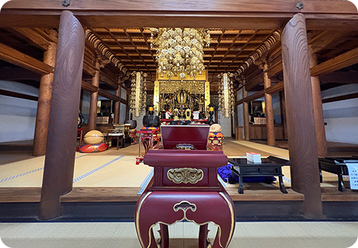 本堂（内部）
